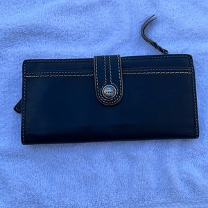 Fossil genuine leather black wallet.